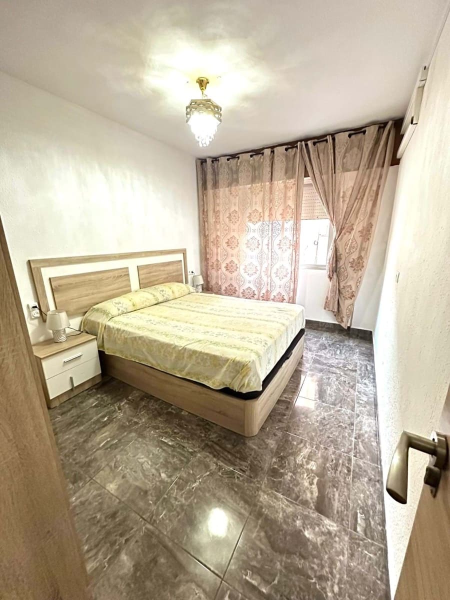Apartamento de 3 habitaciones en Tarragona ciudad en venta - 135.000 € (Ref: 9987663)