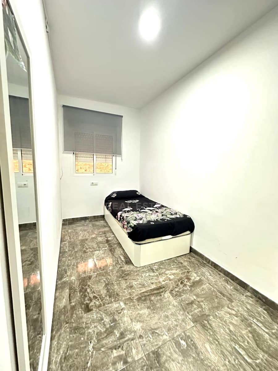 Apartamento de 3 habitaciones en Tarragona ciudad en venta - 135.000 € (Ref: 9987663)