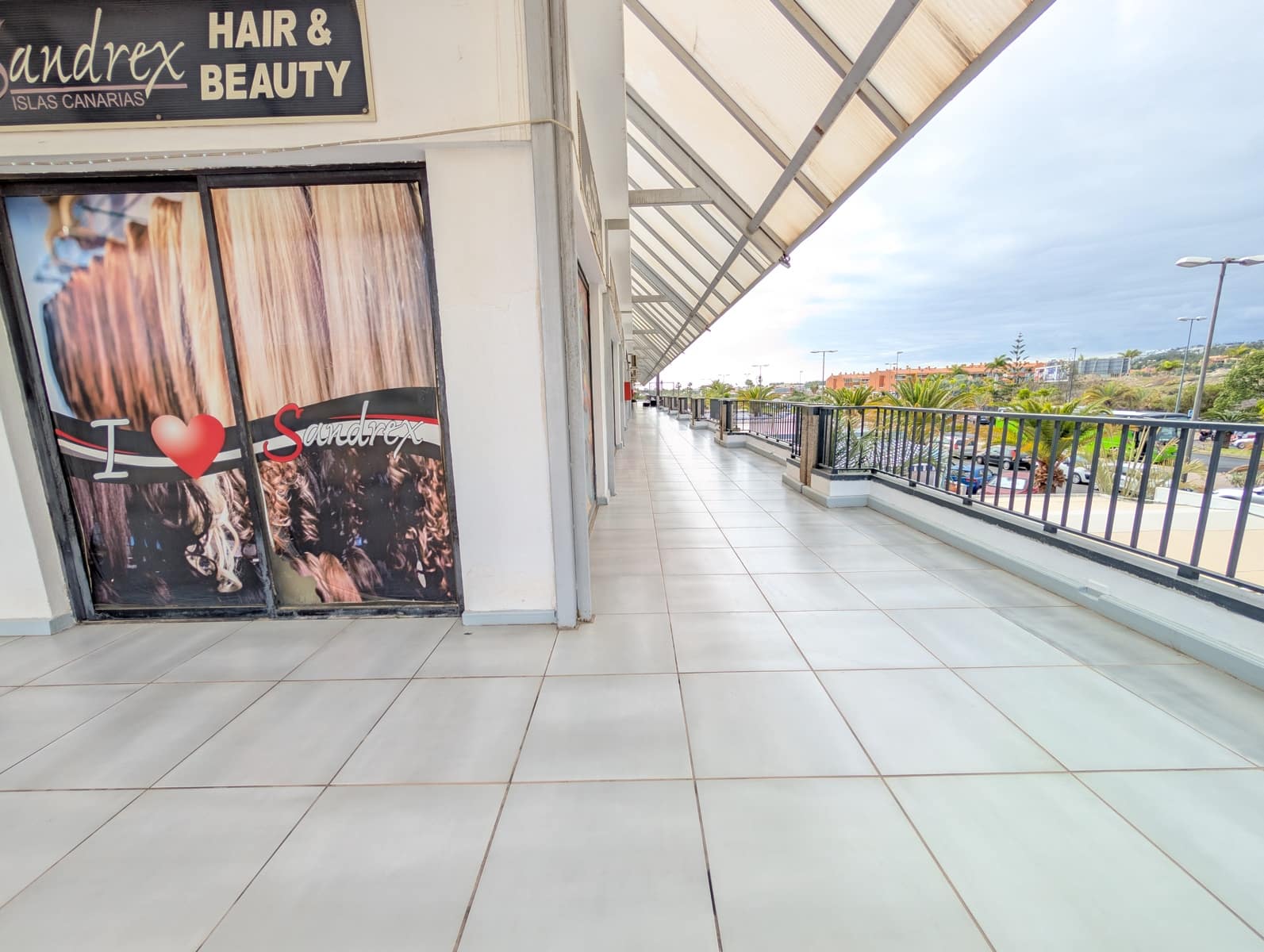 Kommersiell till salu i Santa Cruz de Tenerife - 950 000 € (Ref: 9987665)