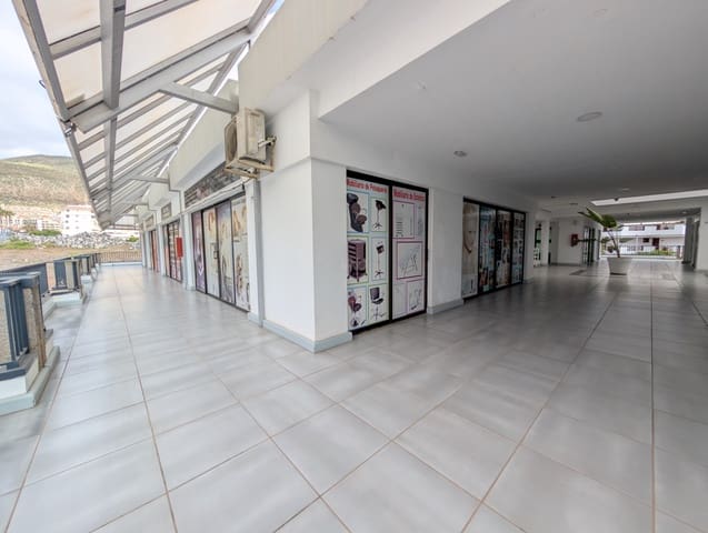 Komercyjne na sprzedaż w Santa Cruz de Tenerife - 950 000 € (Ref: 9987665)