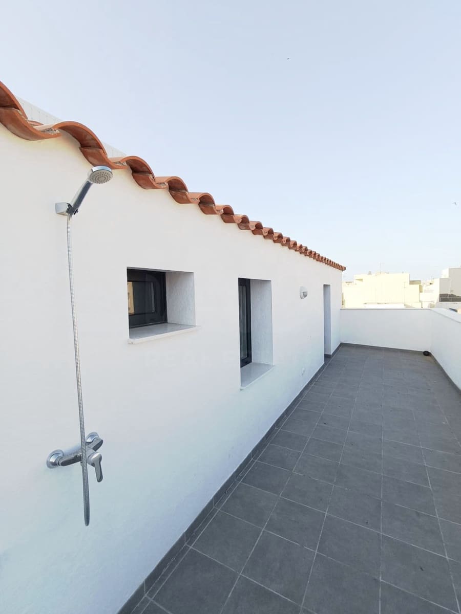 3 bedroom Apartment for sale in L'Ametlla de Mar - € 305,000 (Ref: 9987667)