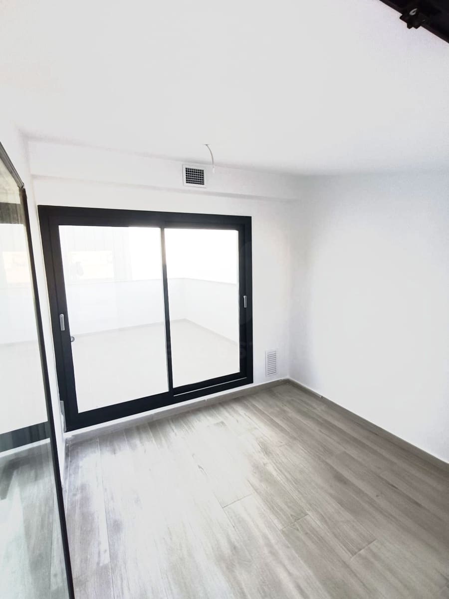 3 bedroom Apartment for sale in L'Ametlla de Mar - € 305,000 (Ref: 9987667)