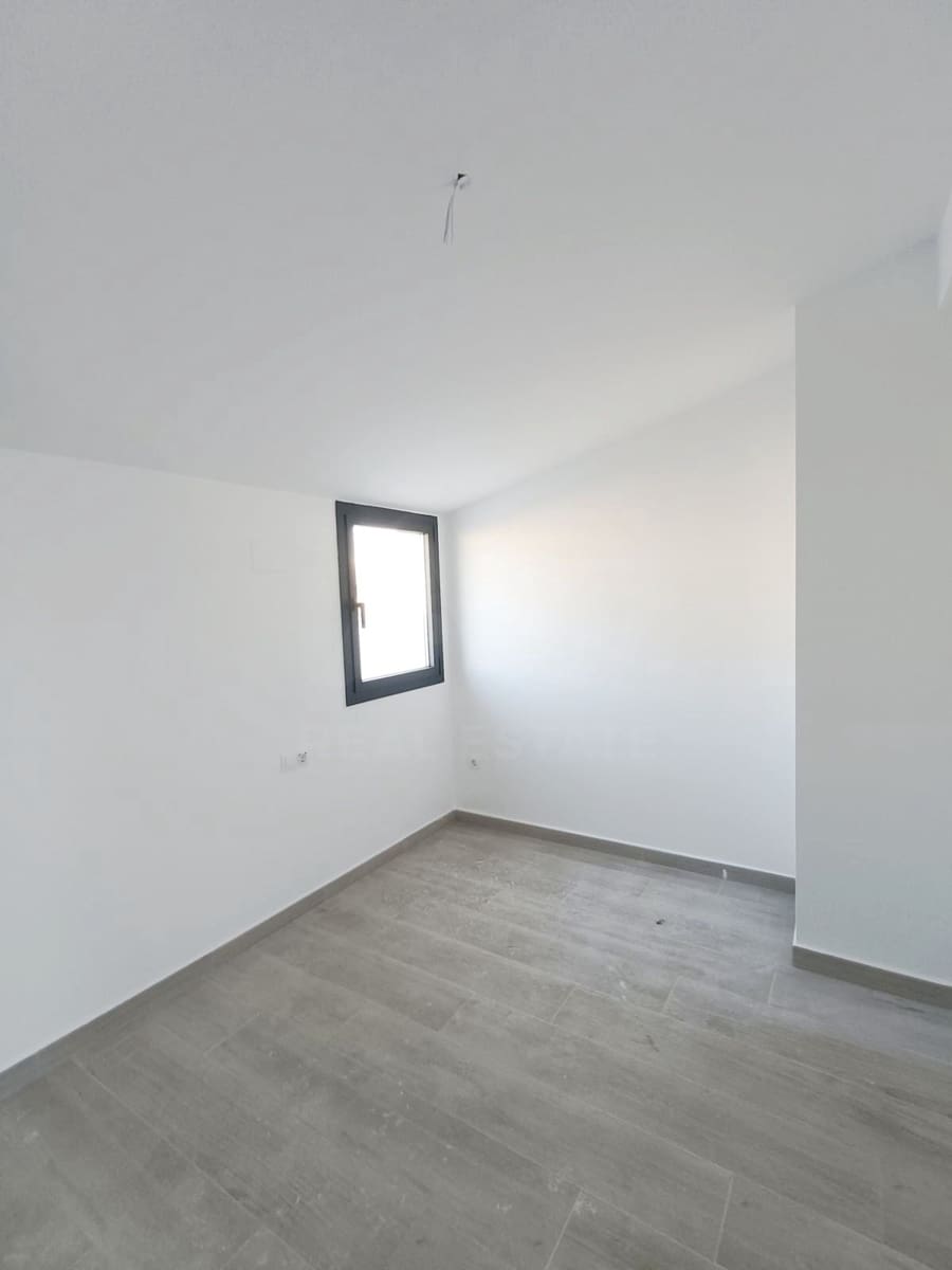 3 bedroom Apartment for sale in L'Ametlla de Mar - € 305,000 (Ref: 9987667)