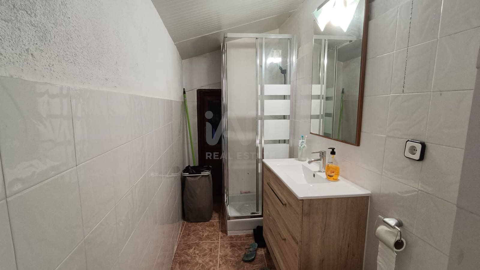 4 sypialnia Willa na sprzedaż w Miasto Barcelona z basenem garażem - 729 000 € (Ref: 9987669)
