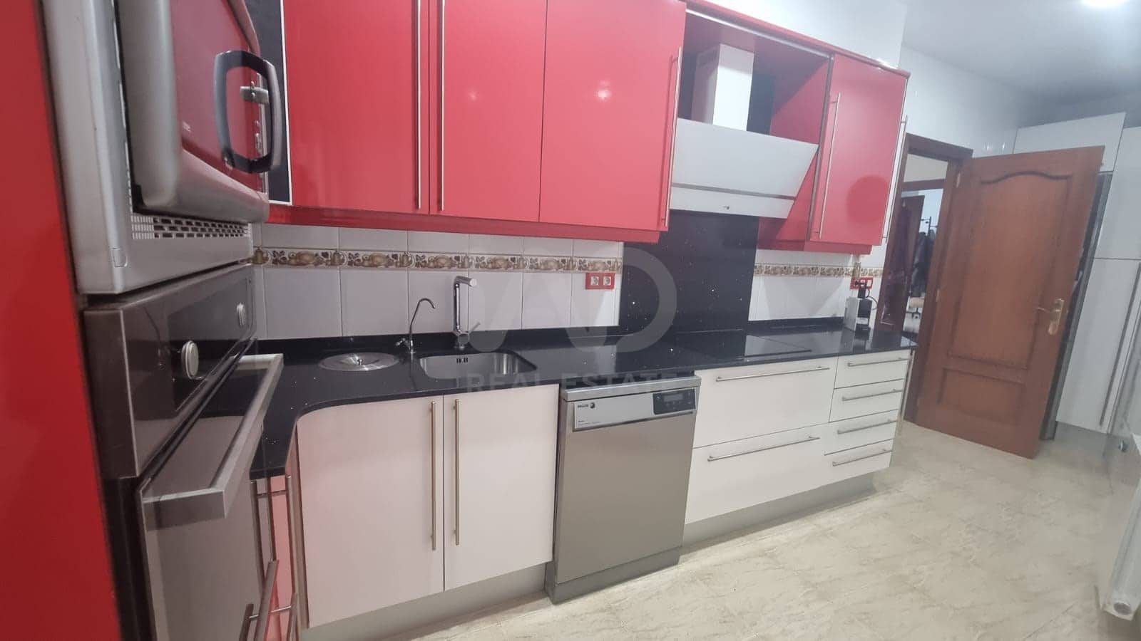 4 soverom Villa til salgs i Sant Pere de Ribes med garasje - € 335 000 (Ref: 9987670)