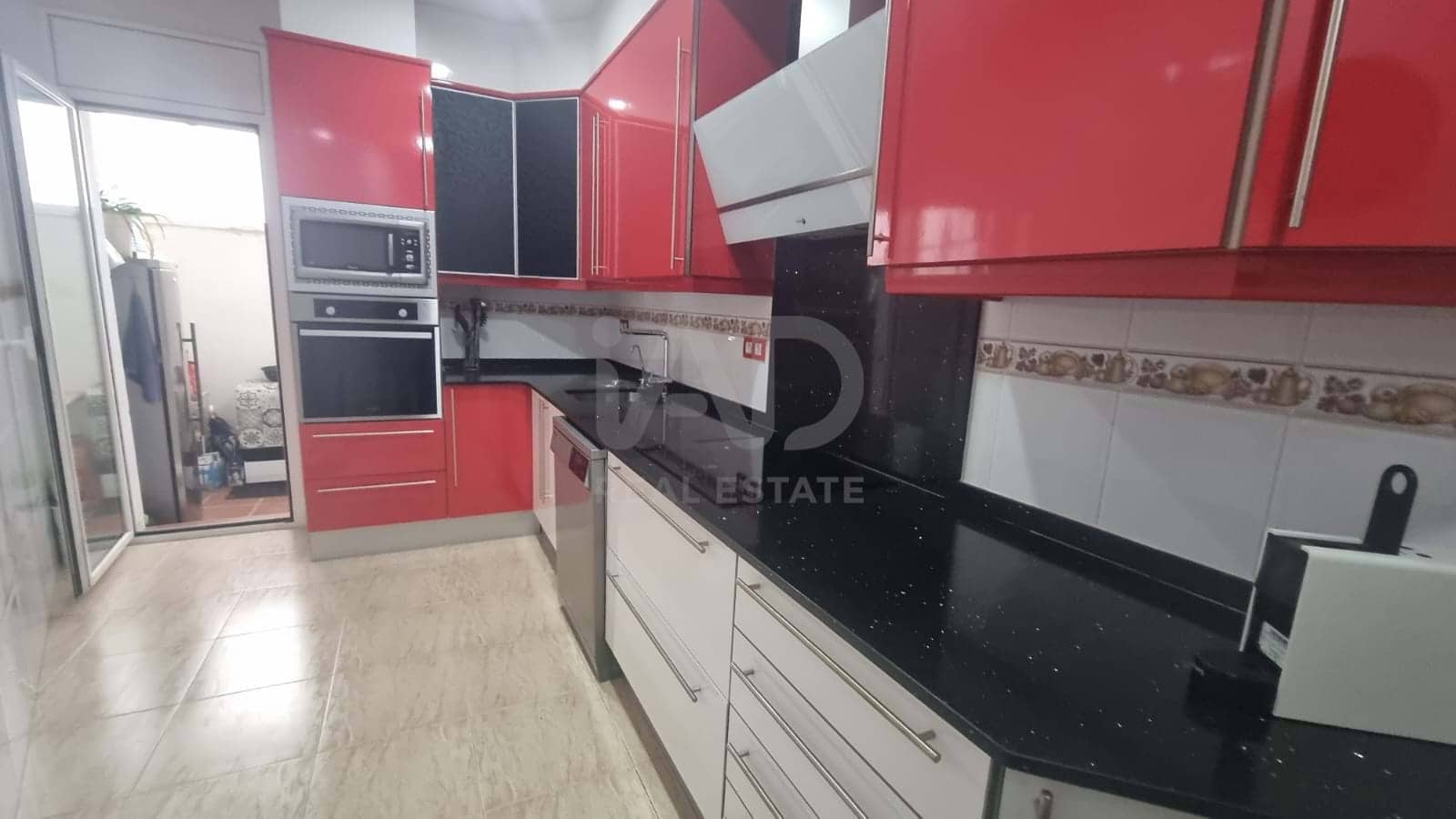 4 soverom Villa til salgs i Sant Pere de Ribes med garasje - € 335 000 (Ref: 9987670)