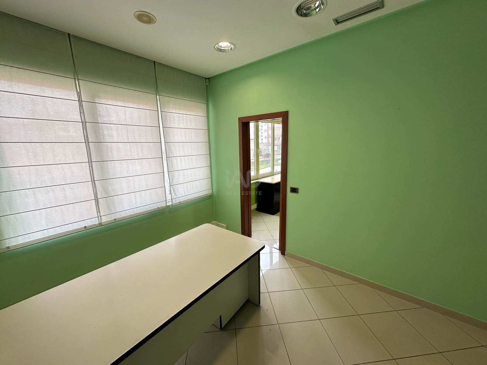 5 soverom Kommersiell til leie i Leon by - € 1 600 (Ref: 9987676)