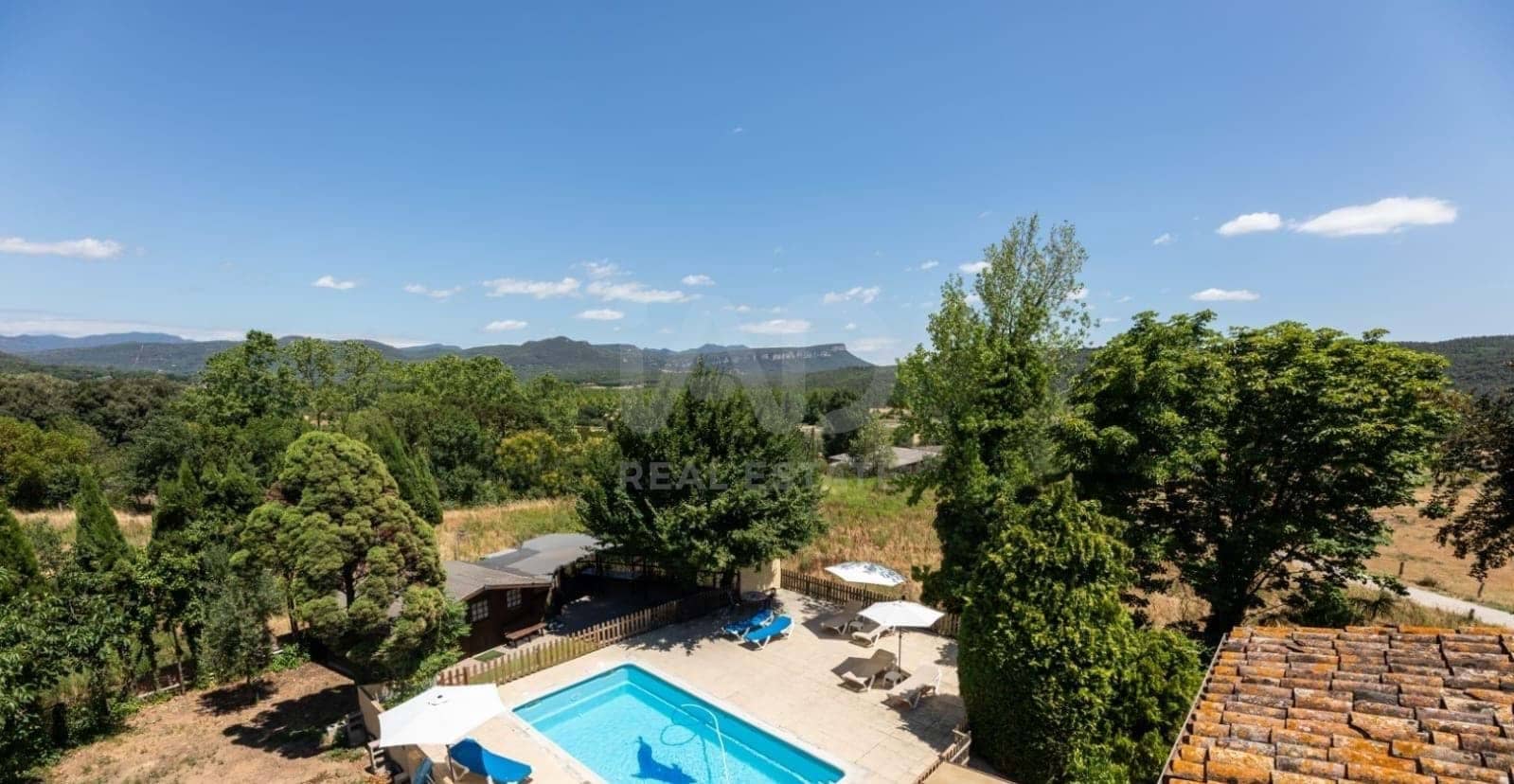 11 bedroom Finca/Country House for sale in Girona city with pool garage - € 1,700,000 (Ref: 9987678)