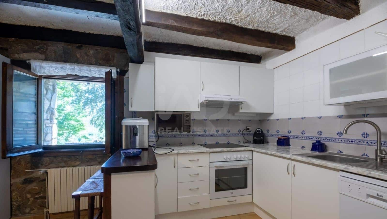 11 bedroom Finca/Country House for sale in Girona city with pool garage - € 1,700,000 (Ref: 9987678)