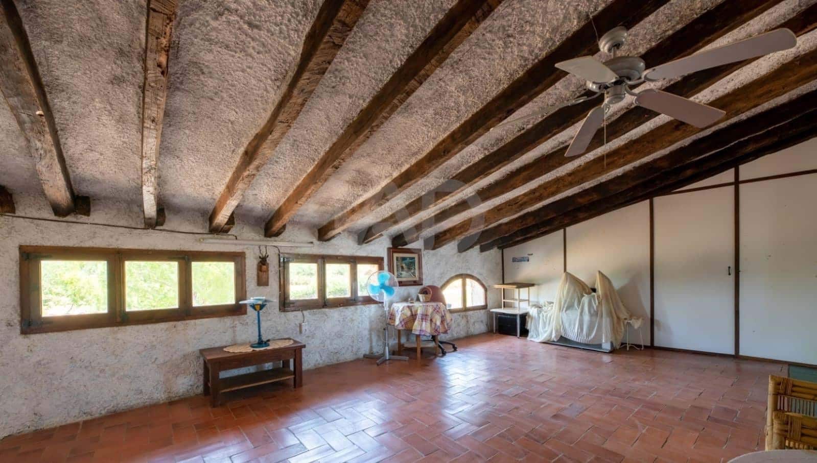 11 bedroom Finca/Country House for sale in Girona city with pool garage - € 1,700,000 (Ref: 9987678)