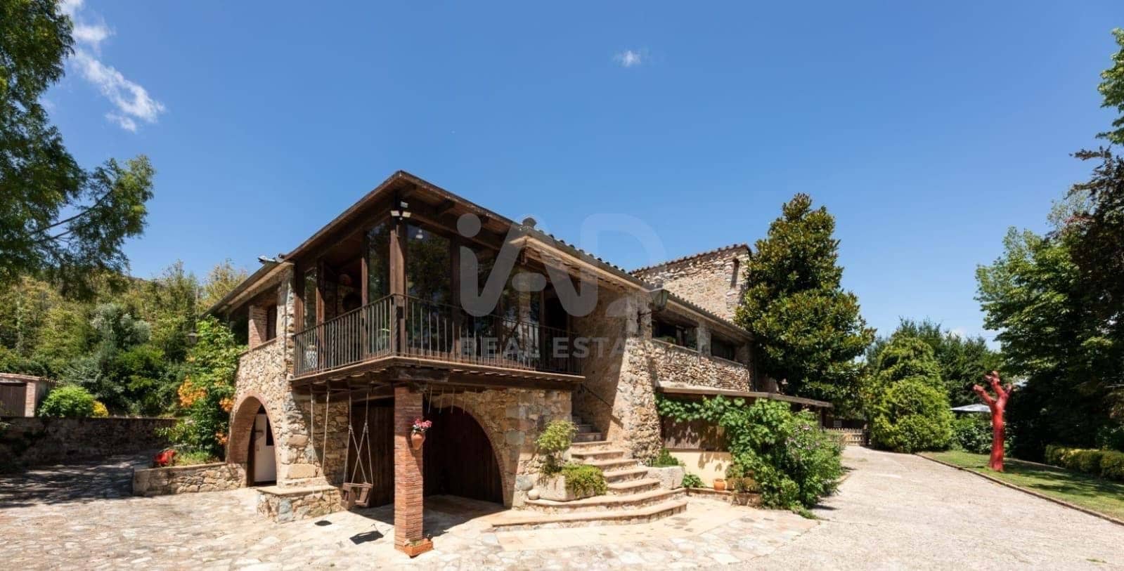 11 bedroom Finca/Country House for sale in Girona city with pool garage - € 1,700,000 (Ref: 9987678)