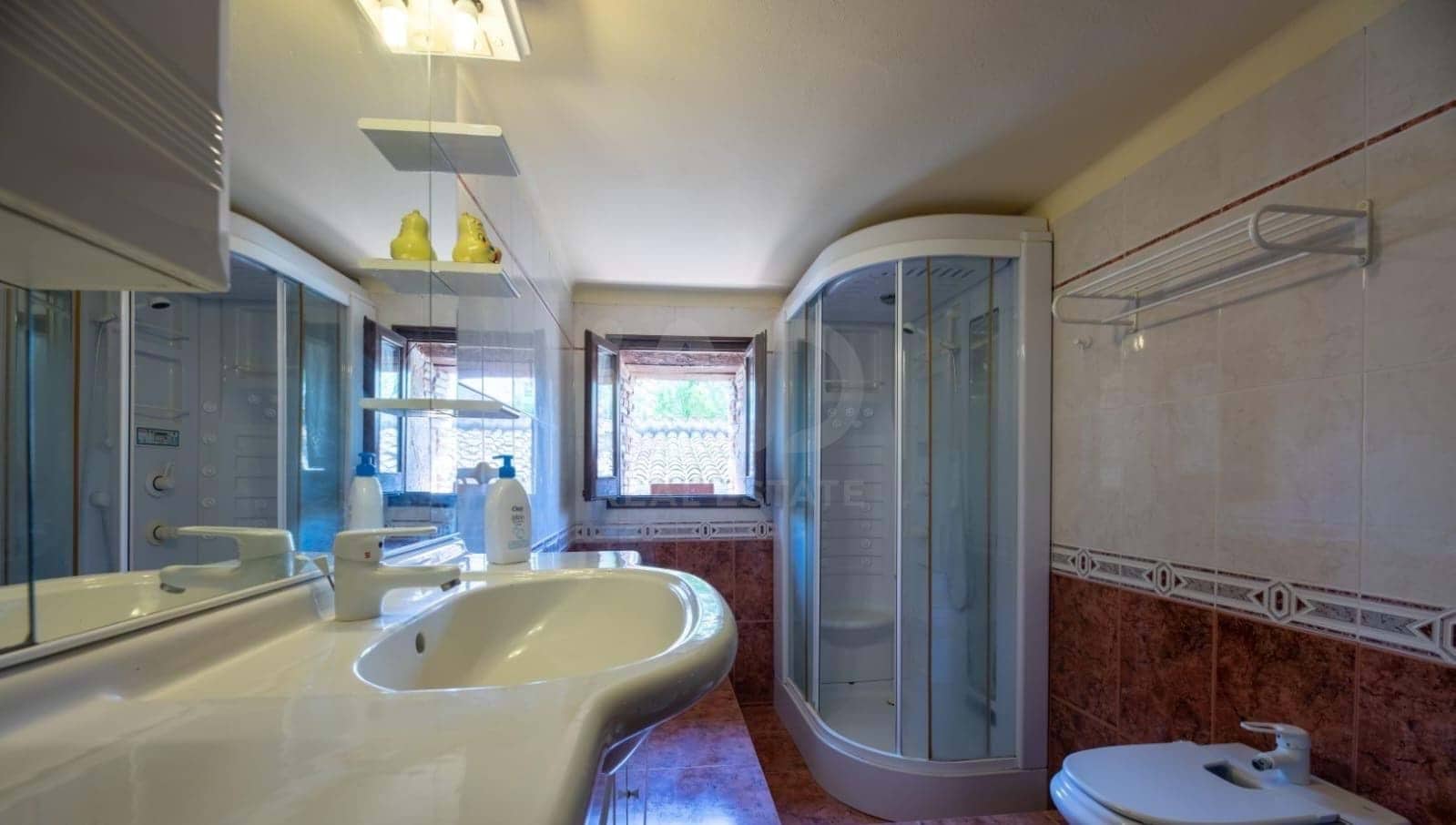 11 bedroom Finca/Country House for sale in Girona city with pool garage - € 1,700,000 (Ref: 9987678)