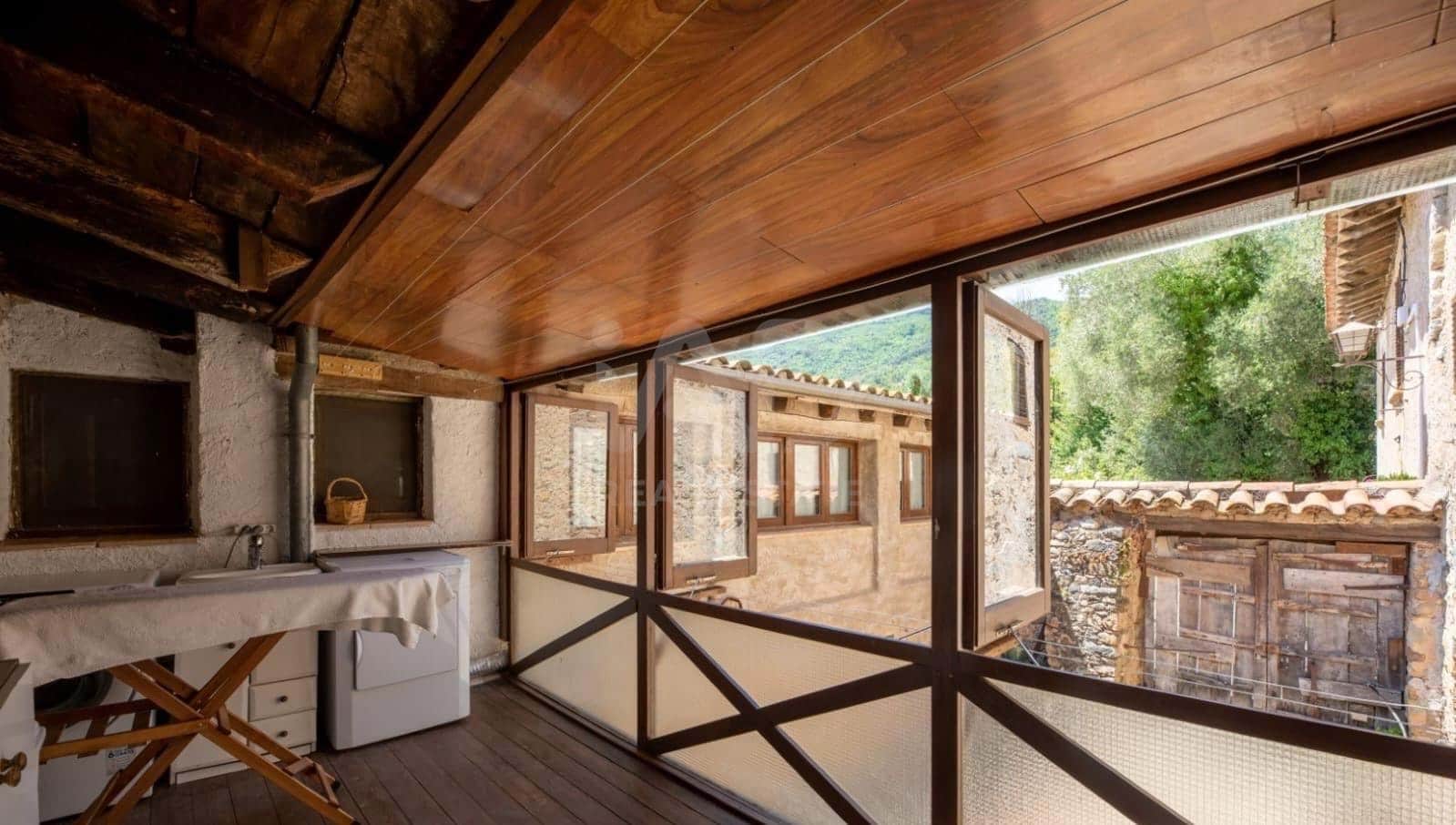 11 bedroom Finca/Country House for sale in Girona city with pool garage - € 1,700,000 (Ref: 9987678)