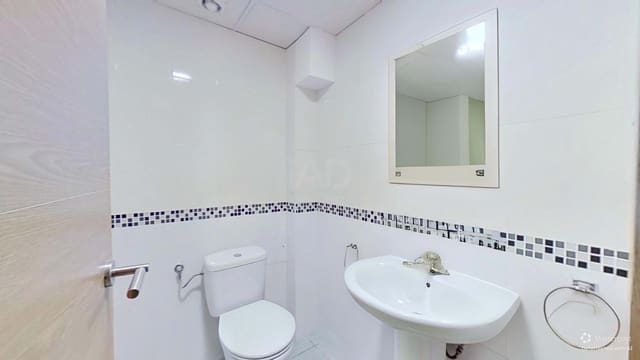 Comercial para venda em L'Arboç - 139 000 € (Ref: 9987683)
