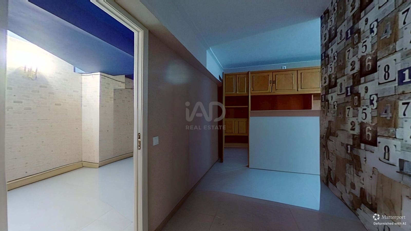 Kaupallinen myytävänä paikassa Tarragona kaupunki - 139 000 € (Ref: 9987683)