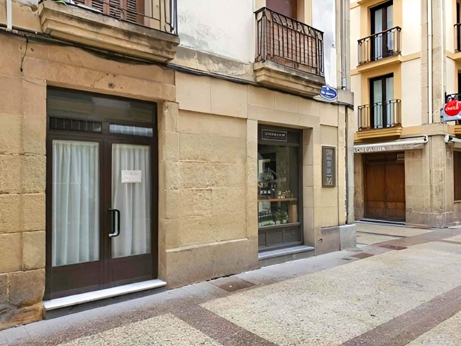 Erhverv til salg i Donostia-San Sebastian - € 250.000 (Ref: 9987686)