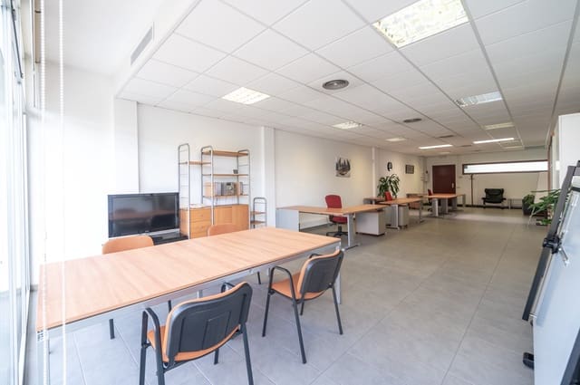 1 chambre Local Commercial à vendre à Barcelone ville - 145 000 € (Ref: 9987688)
