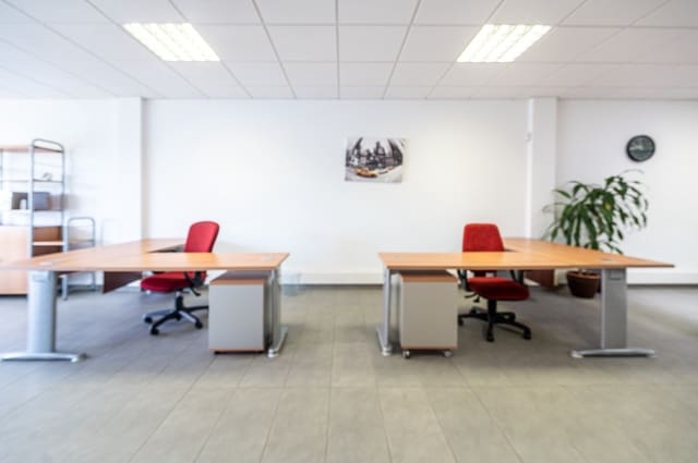 1 chambre Local Commercial à vendre à Barcelone ville - 145 000 € (Ref: 9987688)