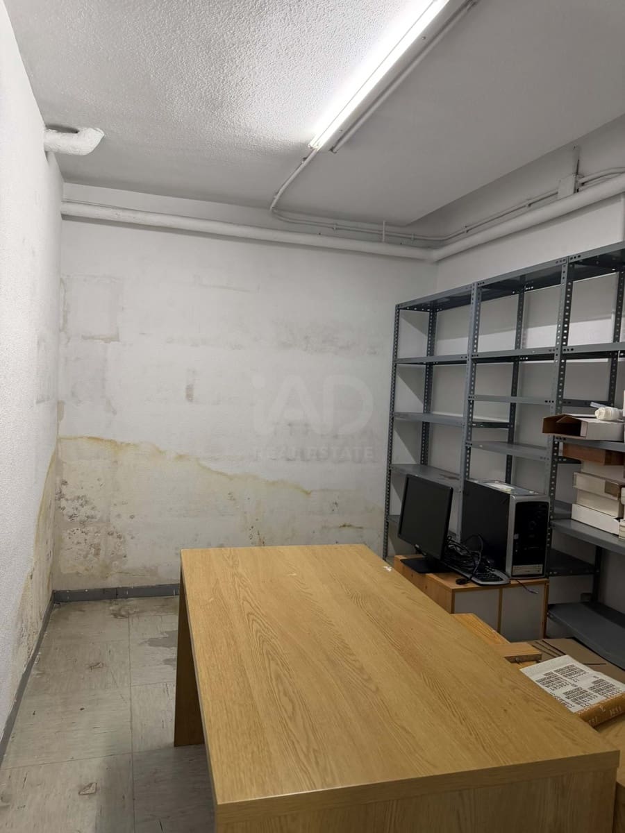 Commerciale in vendita in Madrid citta - 395.000 € (Rif: 9987690)