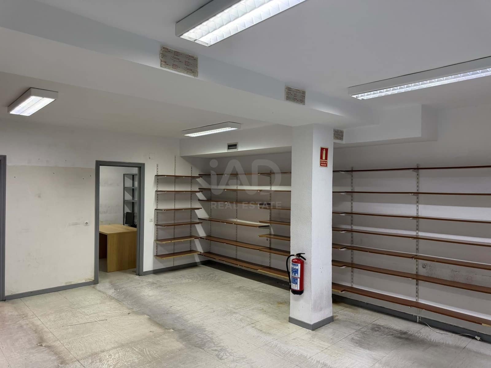 Commerciale in vendita in Madrid citta - 395.000 € (Rif: 9987690)