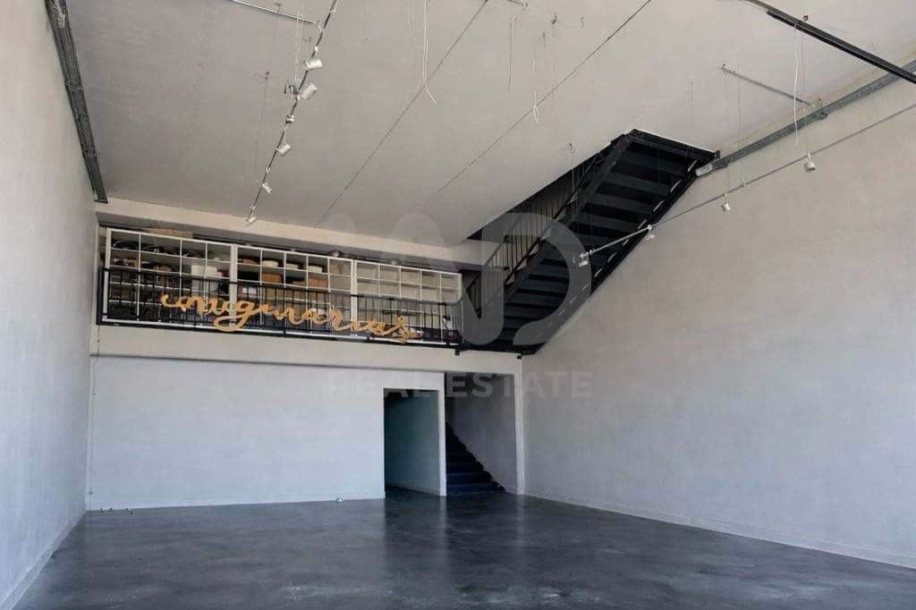 4 quarto Comercial para arrendar em Madrid cidade com garagem - 2 800 € (Ref: 9987692)