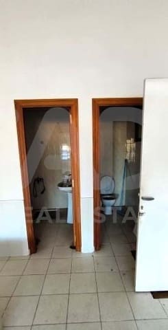 Kommersiell til salgs i Leon by - € 199 900 (Ref: 9987695)