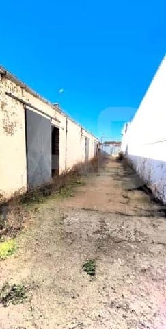 Kommersiell til salgs i Leon by - € 199 900 (Ref: 9987695)