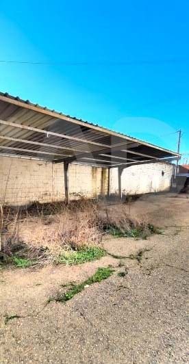 Kommersiell til salgs i Leon by - € 199 900 (Ref: 9987695)