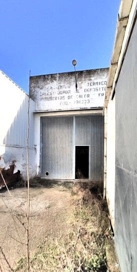 Commercial for sale in Leon city - € 199,900 (Ref: 9987695)