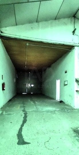 Commercial for sale in Leon city - € 199,900 (Ref: 9987695)