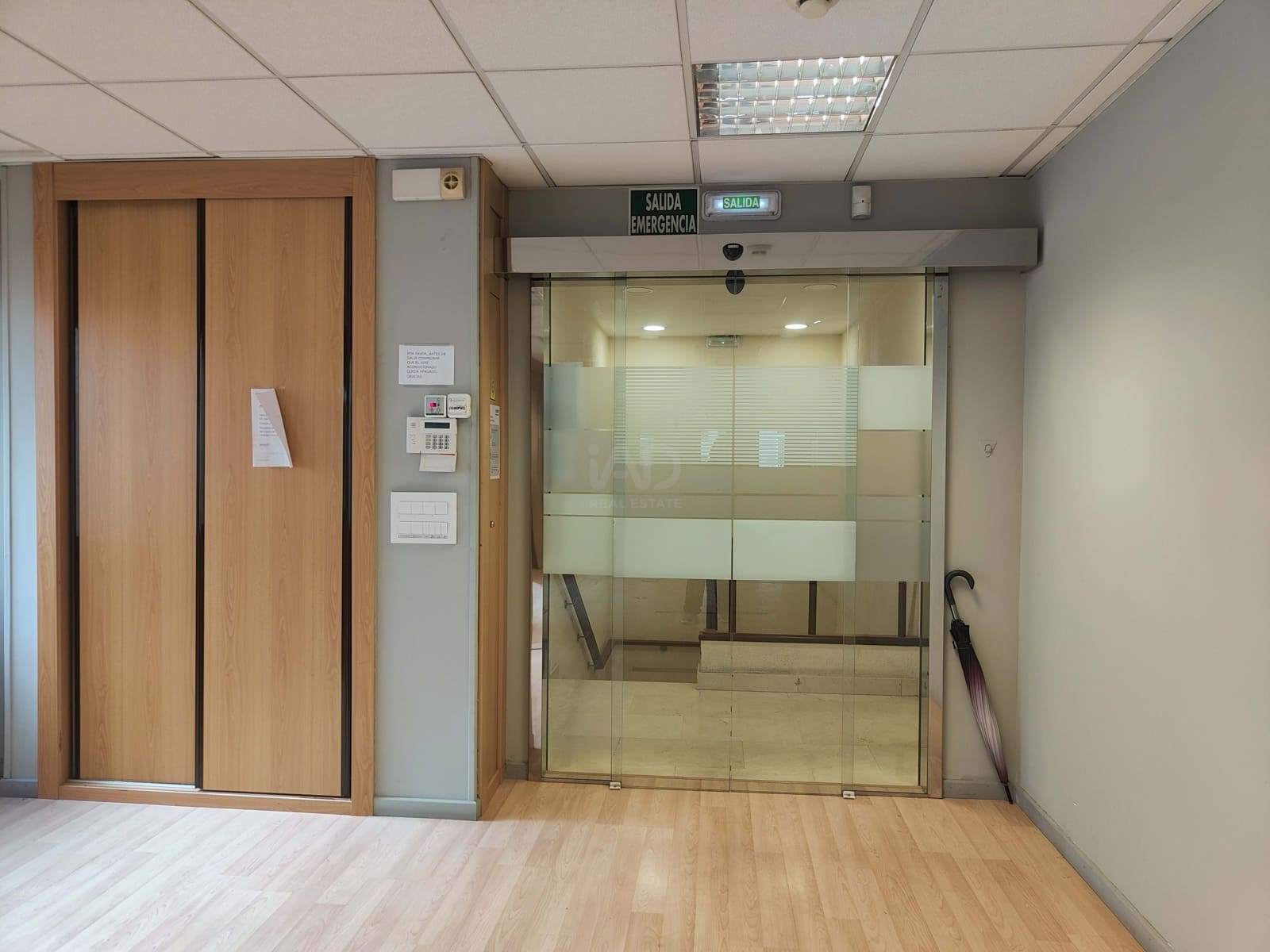 Kommersiell till salu i Pontevedra stad med garage - 370 000 € (Ref: 9987696)