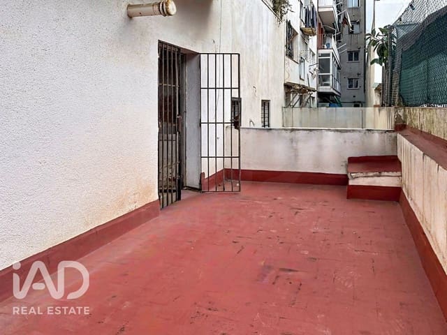 Kommersiell til salgs i Pineda de Mar - € 89 950 (Ref: 9987701)