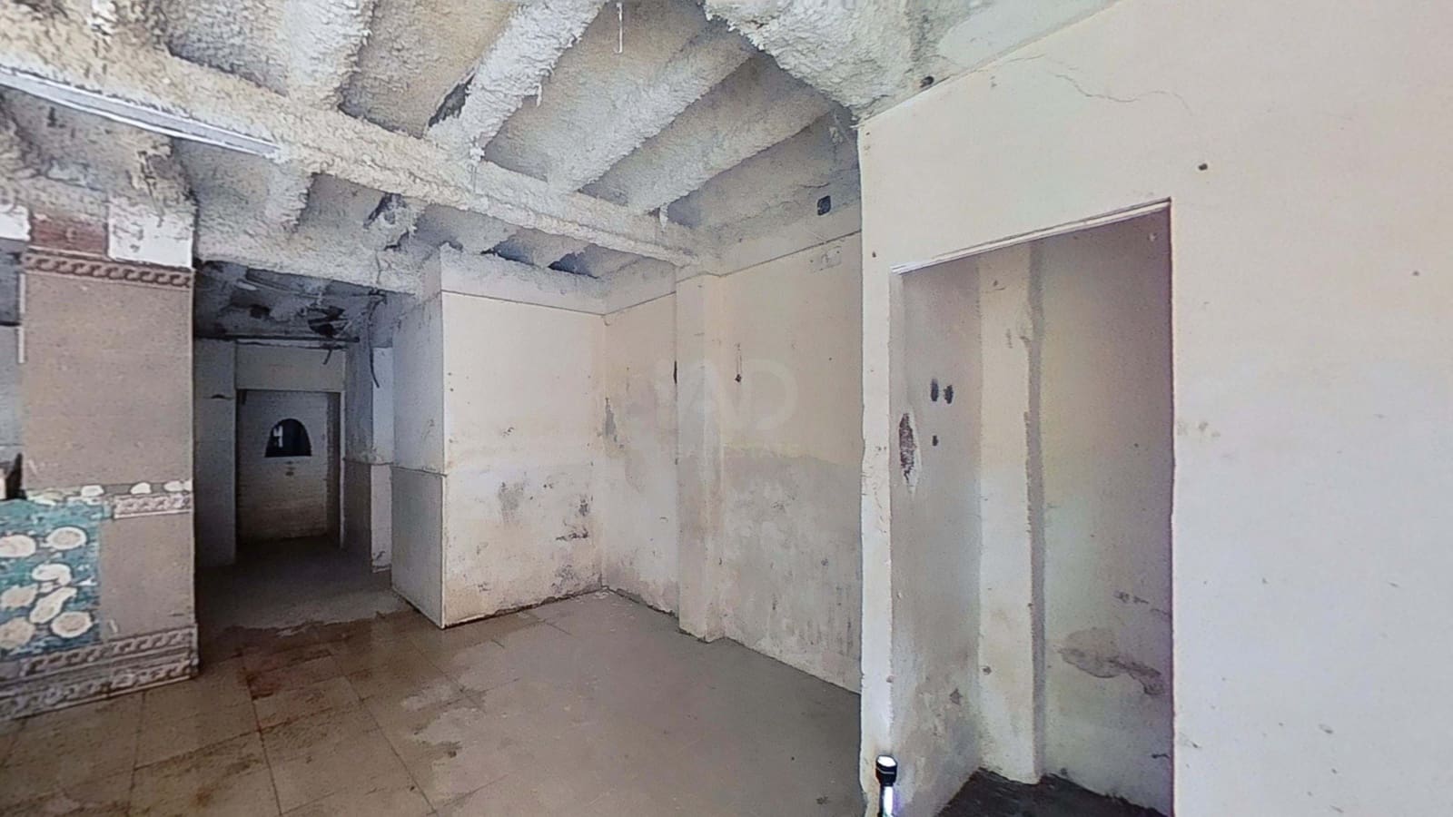 Local Comercial de 5 habitaciones en Tarragona ciudad en venta - 51.700 € (Ref: 9987703)