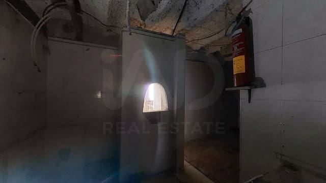 5 sovrum Kommersiell till salu i Reus - 51 700 € (Ref: 9987703)