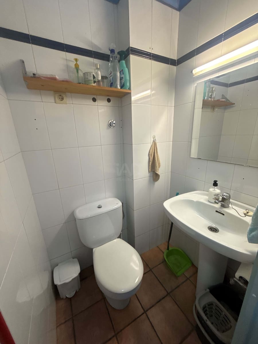 Erhverv til salg i Barcelona by - € 315.000 (Ref: 9987704)
