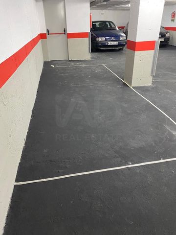 Garagem para venda em Madrid cidade - 10 000 € (Ref: 9987705)