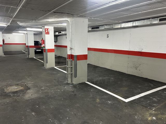 Garagem para venda em Madrid cidade - 10 000 € (Ref: 9987705)