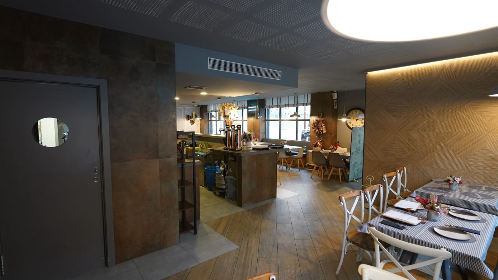 Commerciale da affittare in Valladolid citta - 2.000 € (Rif: 9987706)
