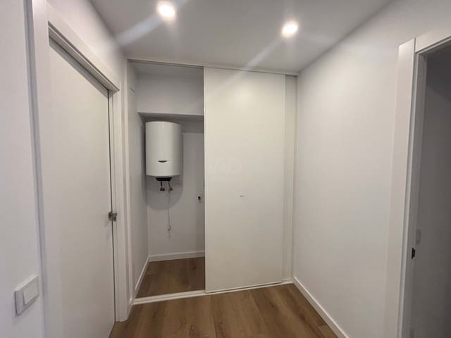 2 soverom Kommersiell til salgs i Sabadell - € 180 000 (Ref: 9987707)