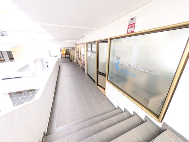 Comercial para venda em Puerto de la Cruz - 200 000 € (Ref: 9987708)