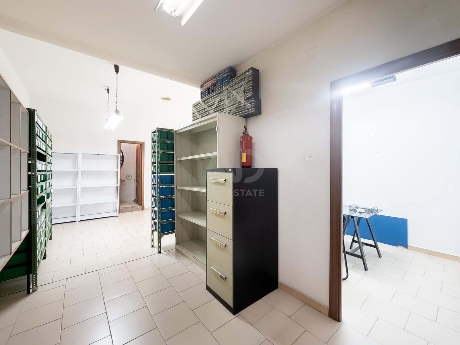 Local Comercial de 3 habitaciones en Gijón en venta - 135.000 € (Ref: 9987709)