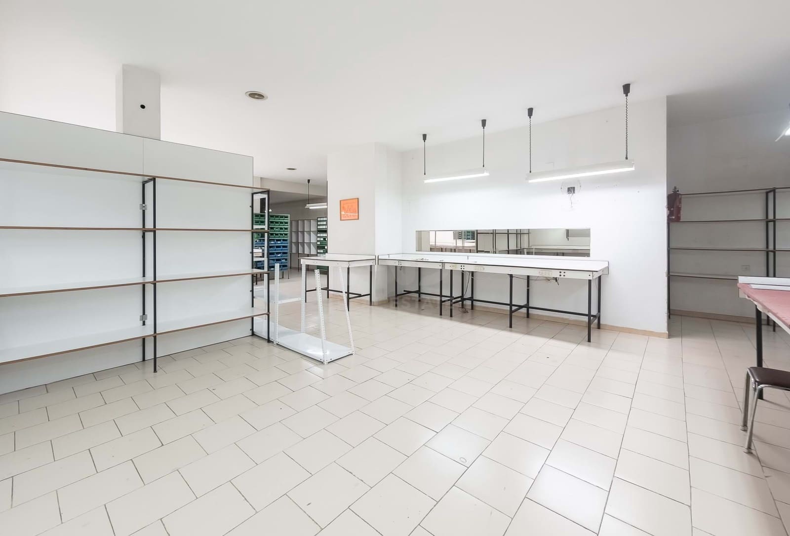Local Comercial de 3 habitaciones en Gijón en venta - 135.000 € (Ref: 9987709)