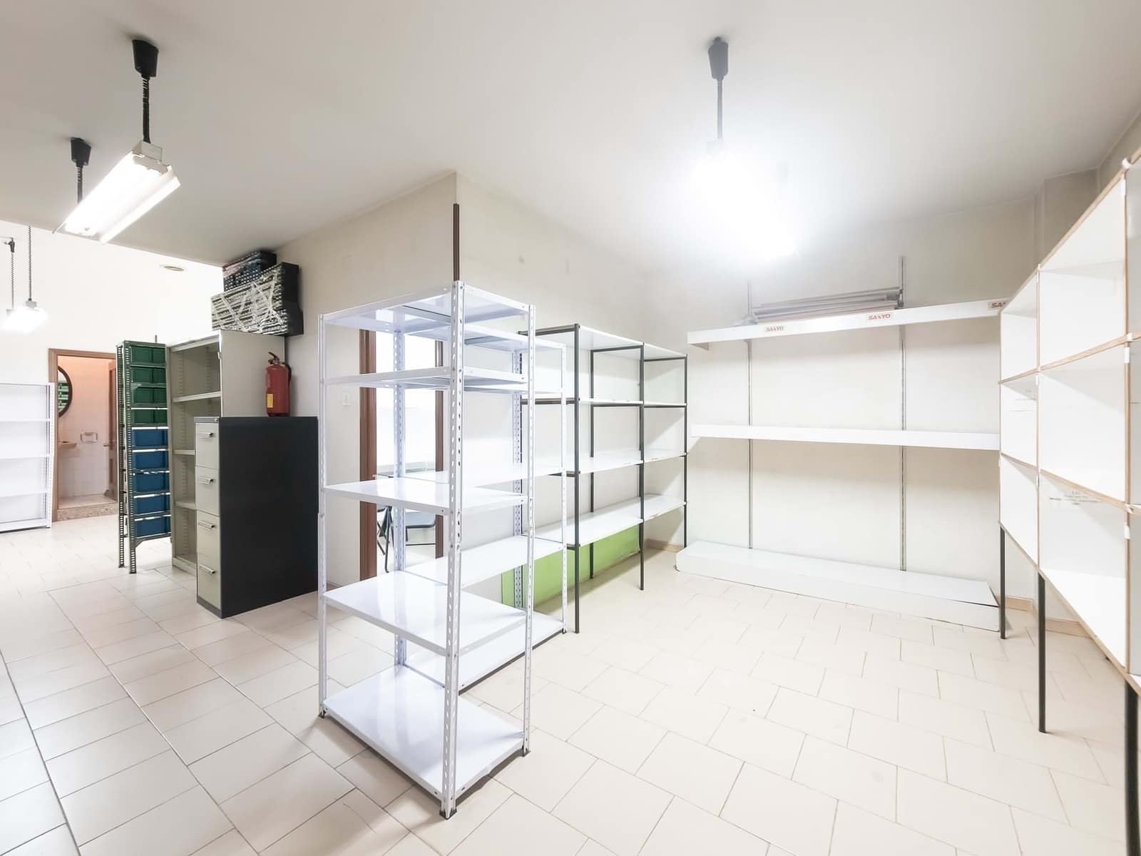Local Comercial de 3 habitaciones en Gijón en venta - 135.000 € (Ref: 9987709)