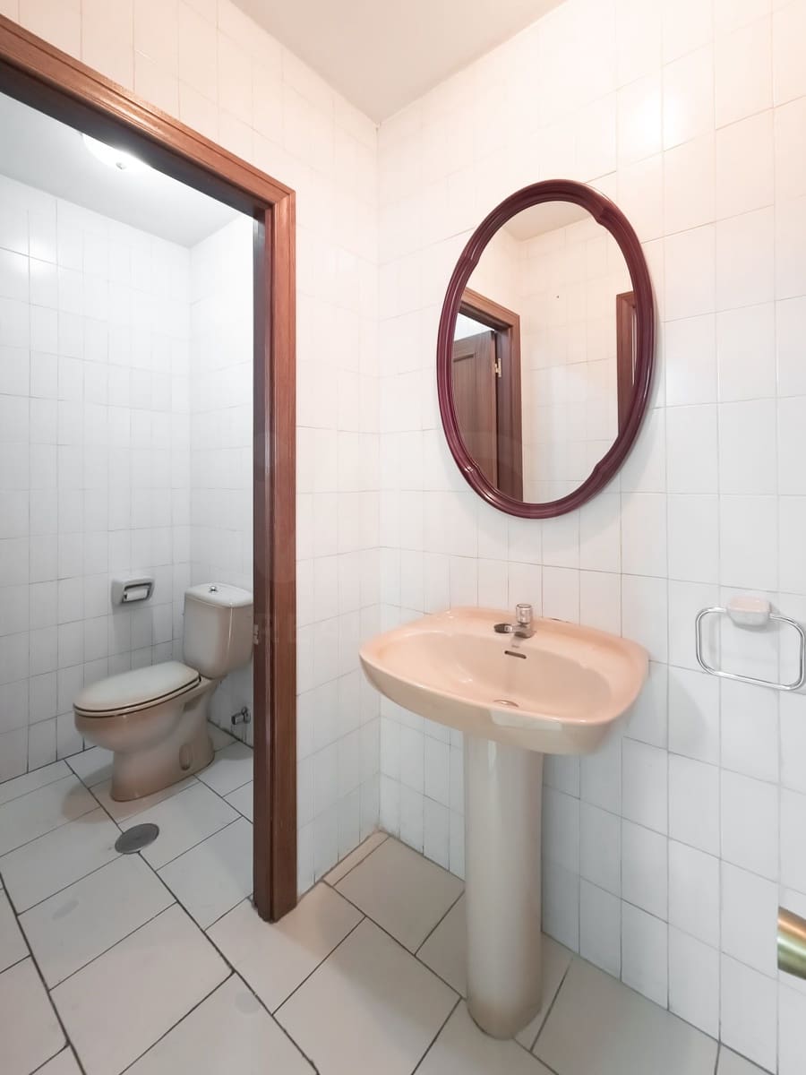 3 bedroom Commercial for sale in Gijon - € 135,000 (Ref: 9987709)