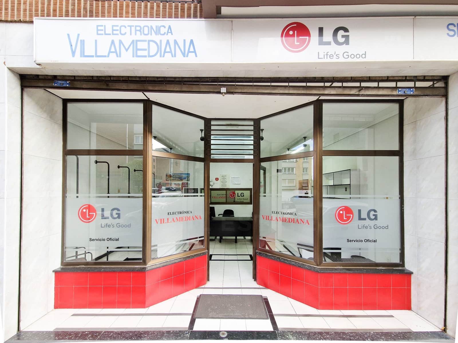 3 bedroom Commercial for sale in Gijon - € 135,000 (Ref: 9987709)