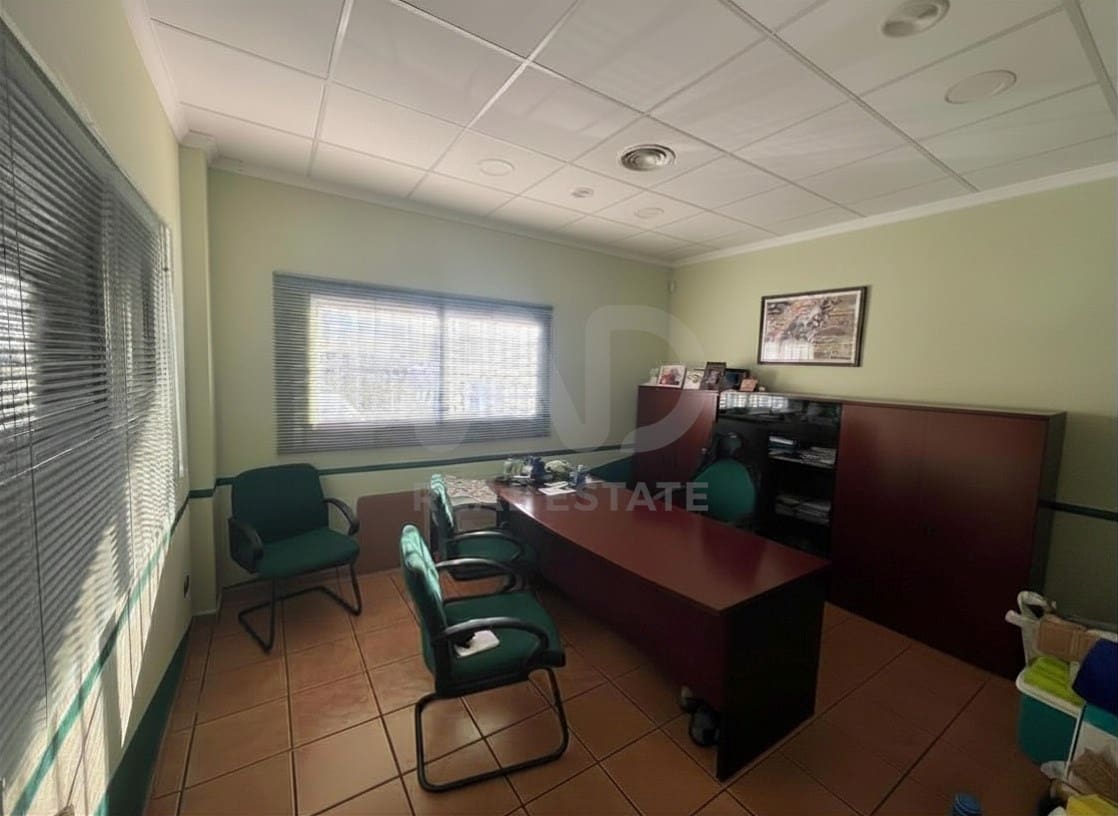 Local Commercial à louer à Alicante ville avec garage - 6 500 € (Ref: 9987713)