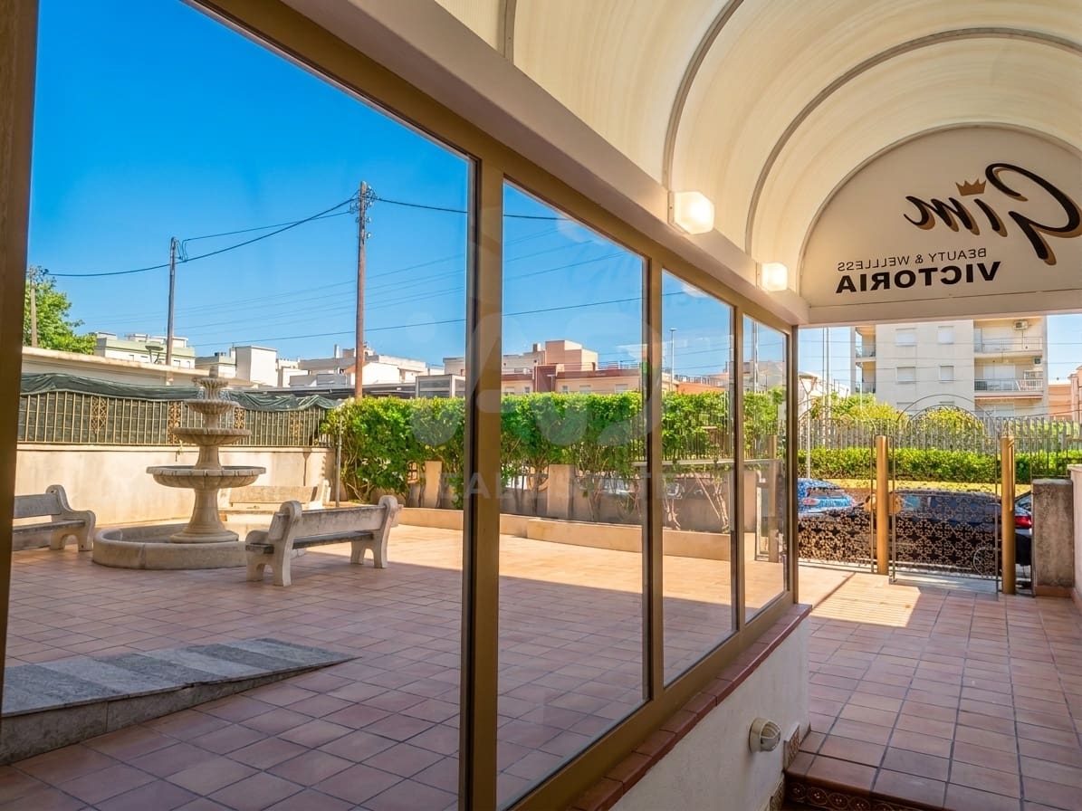 Commercial for rent in Tarragona city - € 1,573 (Ref: 9987714)