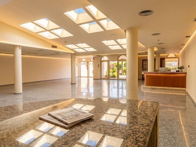 Kommersiell att hyra i Calafell - 1 573 € (Ref: 9987714)
