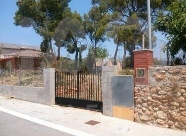 Terreno Não Urbanizado para venda em Torrelles de Foix - 39 900 € (Ref: 9987715)