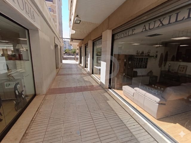 Comercial para arrendar em Vilanova i la Geltrú - 4 719 € (Ref: 9987716)